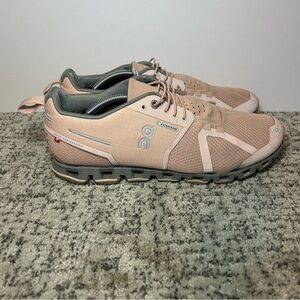 On Running Rose & Lunar Waterproof Trail Running Slip-On Sneakers Size 10